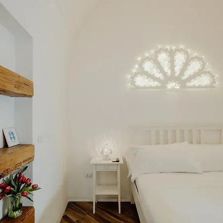 Fari E Fanali By Monholiday Monopoli