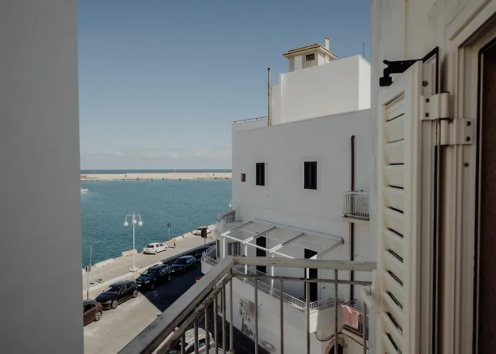 Fari E Fanali By Monholiday Monopoli